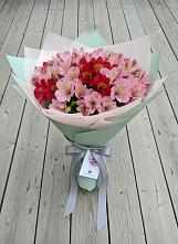 Букет цветов из:  Альстромерии в Велижи