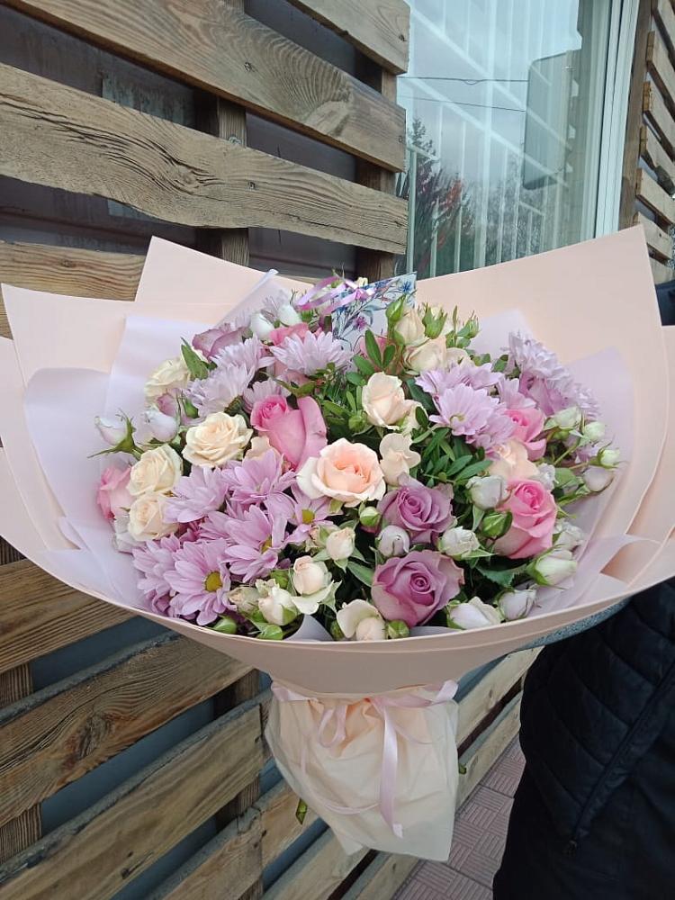 Букет цветов из: Розы и Хризантемы в Велижи