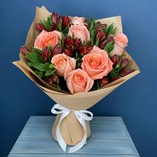 Букет цветов из:  Розы и Альстромерии #REPLACE_PRED# Велижи