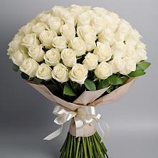 Букет 101 беля роза Белоснежка в Велижи