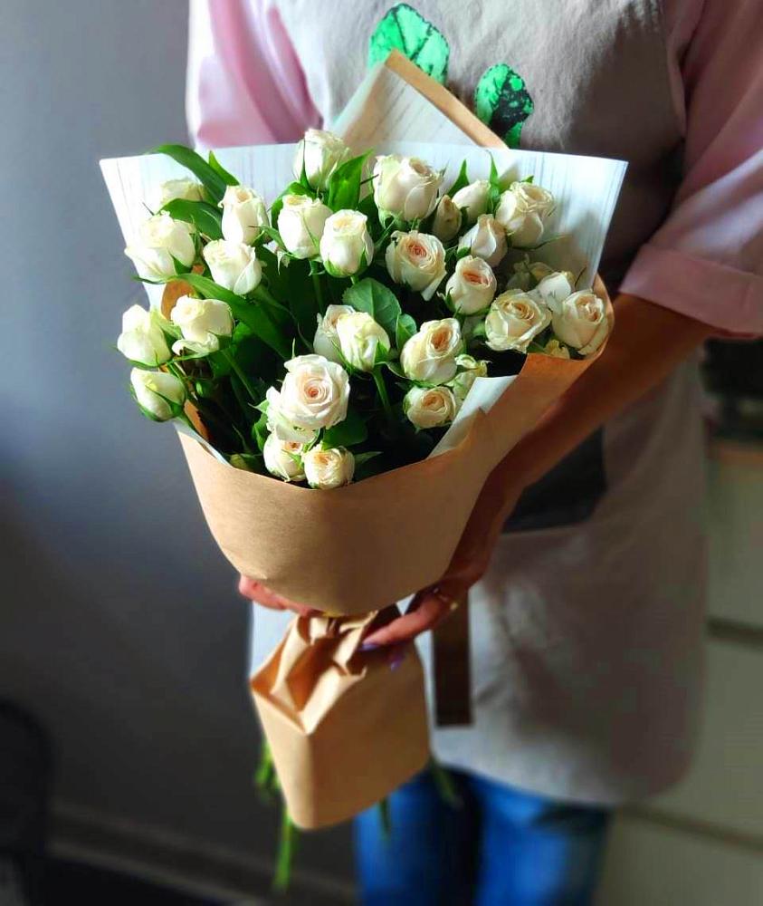 Букет цветов из: Розы в Велижи