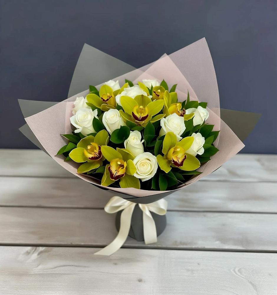 Букет цветов из: Орхидеи и Розы в Велижи