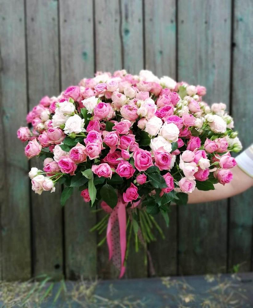 Букет Розовые кустовые розы Натали и Лав Лидия в Велижи