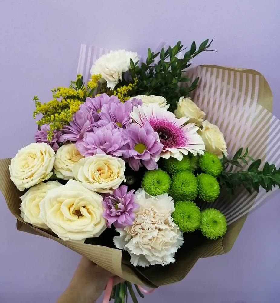 Букет цветов из: Хризантемы, Розы, Гвоздики и Герберы в Велижи