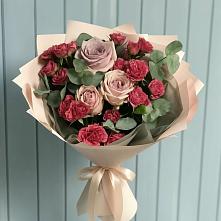 Букет цветов из:  Гвоздики и Розы в Велижи